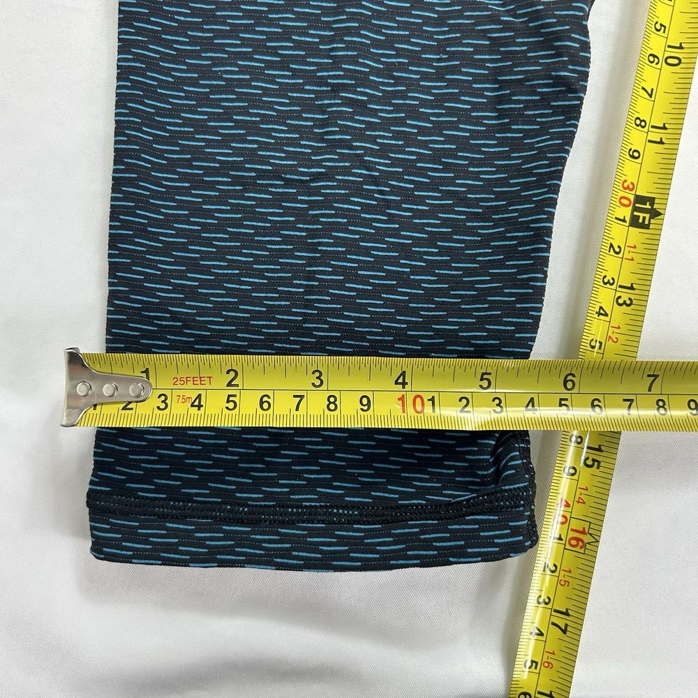 Lululemon outrun 17" Crop Score Jacquard Black Indian Ocean Leggings Size 8 - Picture 12 of 16